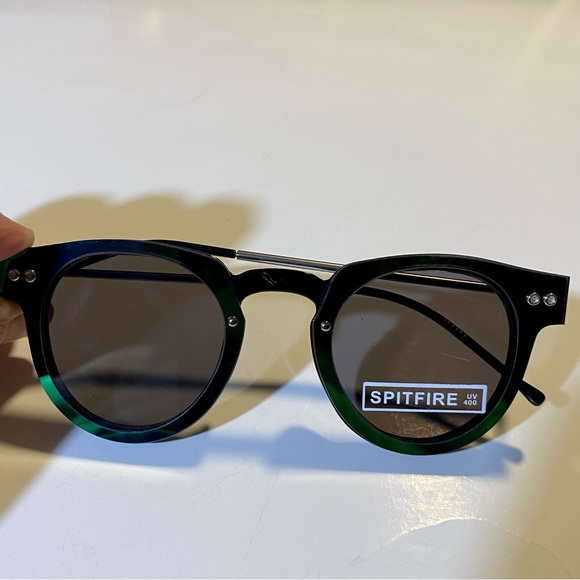 Spitfire Sharper Edge 1 Cat 3, NWT See pictures blue/green lenses silver - Picture 7 of 7